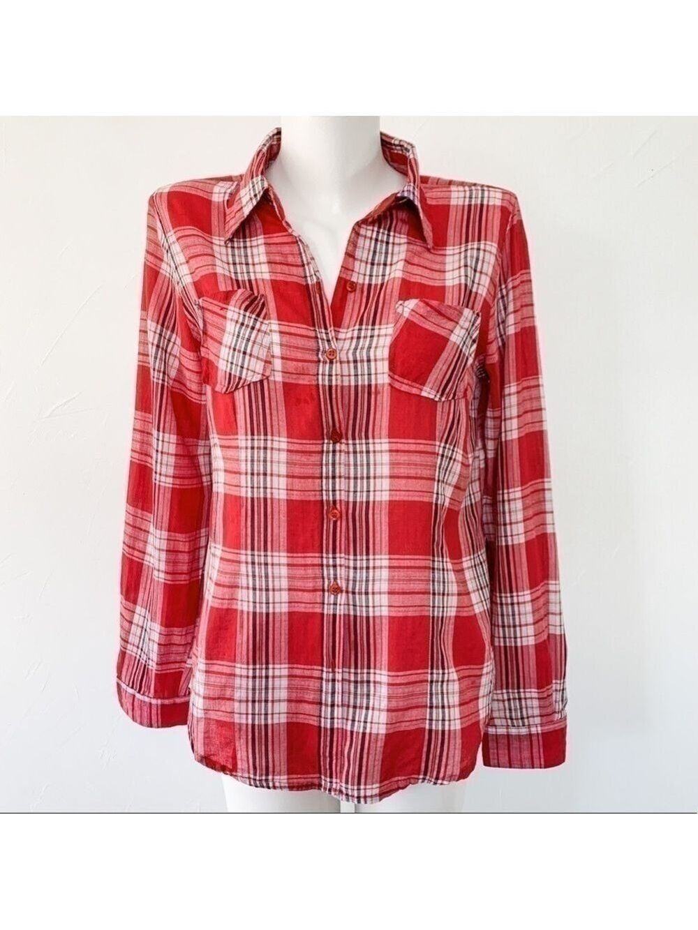𝅺🌟2/20$🌟SUPER Soft Red Plaid Button Down